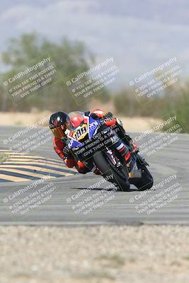 media/Oct-02-2025-Racers Edge (Thu) [[2c91cb6ab3]]/2-A Group/Session 3-Turn 7 (1130am)/